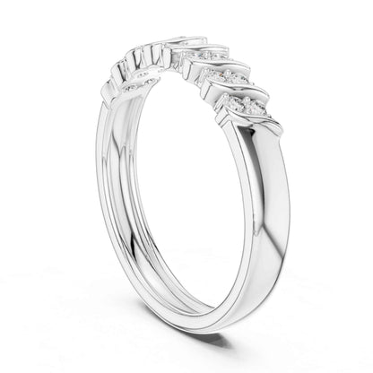 Elegant Lab Grown Diamond Band Ring with Wave-Inspired Prong Design