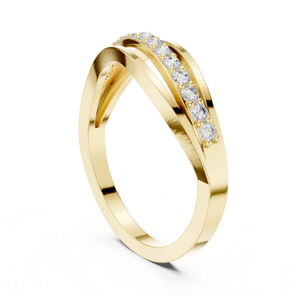 Round Diamond Pavé Crossover Band Ring